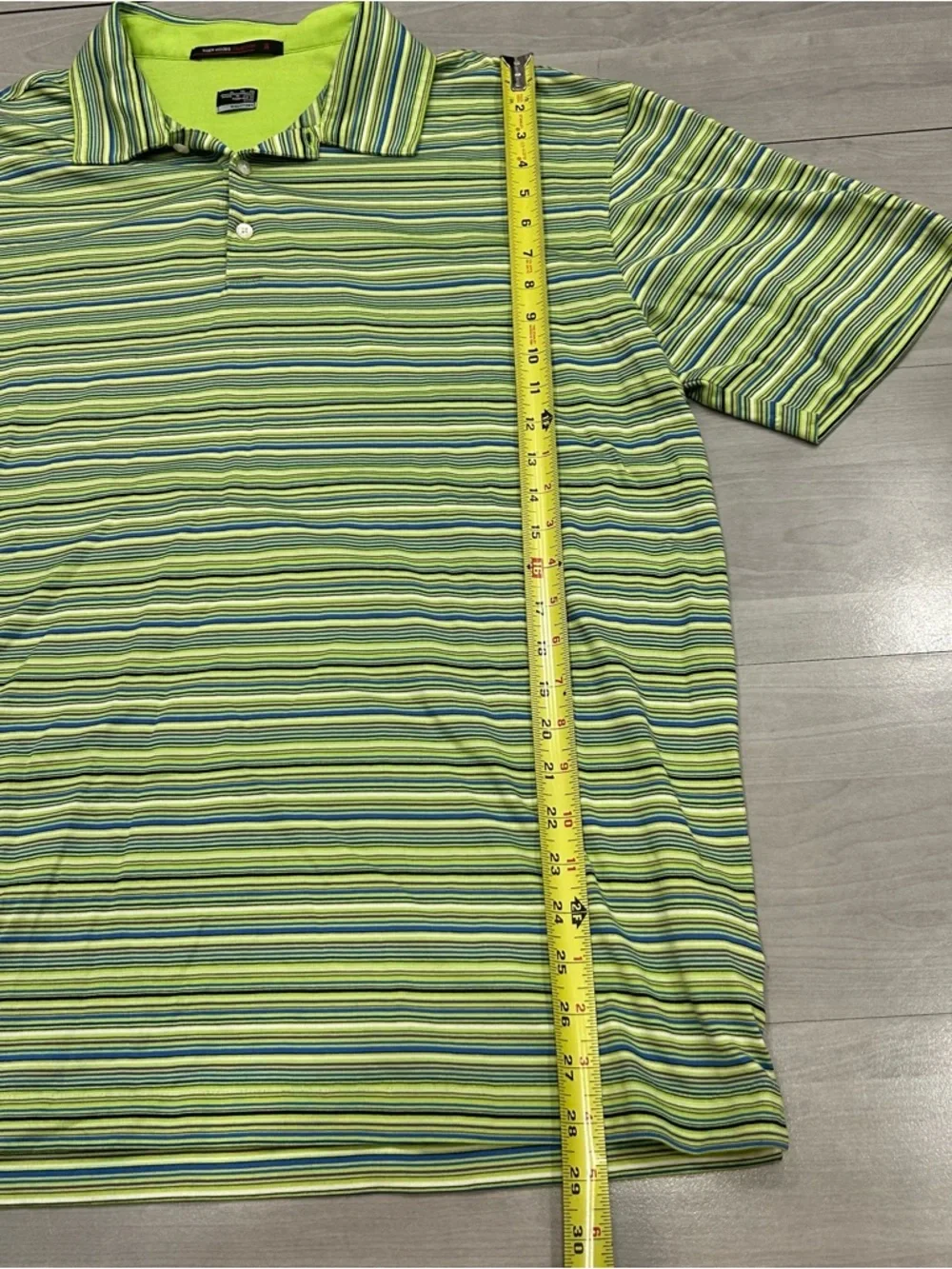 Nike Tiger Woods Polo Shirt Mens XL Green Striped Golf FIT DRY - Picture 7 of 9